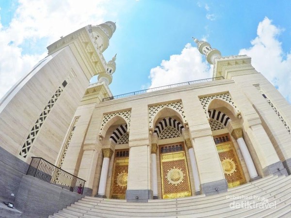 Bukan Nabawi, Ini Masjid Cantik dari Sleman