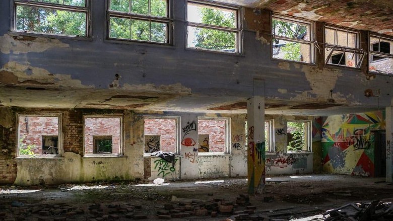 Gedung Nuklir Tersembunyi di Kota Hantu Polandia