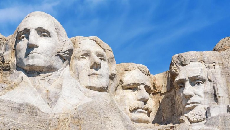 10 Fakta Gunung Rushmore yang Perlu Kamu Tahu