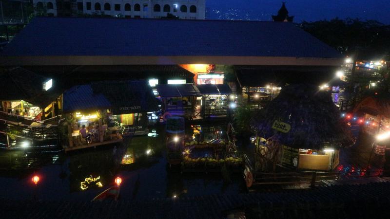 Pasar Apung, Destinasi Liburan Murah di Kota Batu