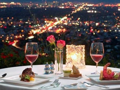 10 Restoran Romantis di Jakarta: Memanjakan Lidah dan Hati Anda
